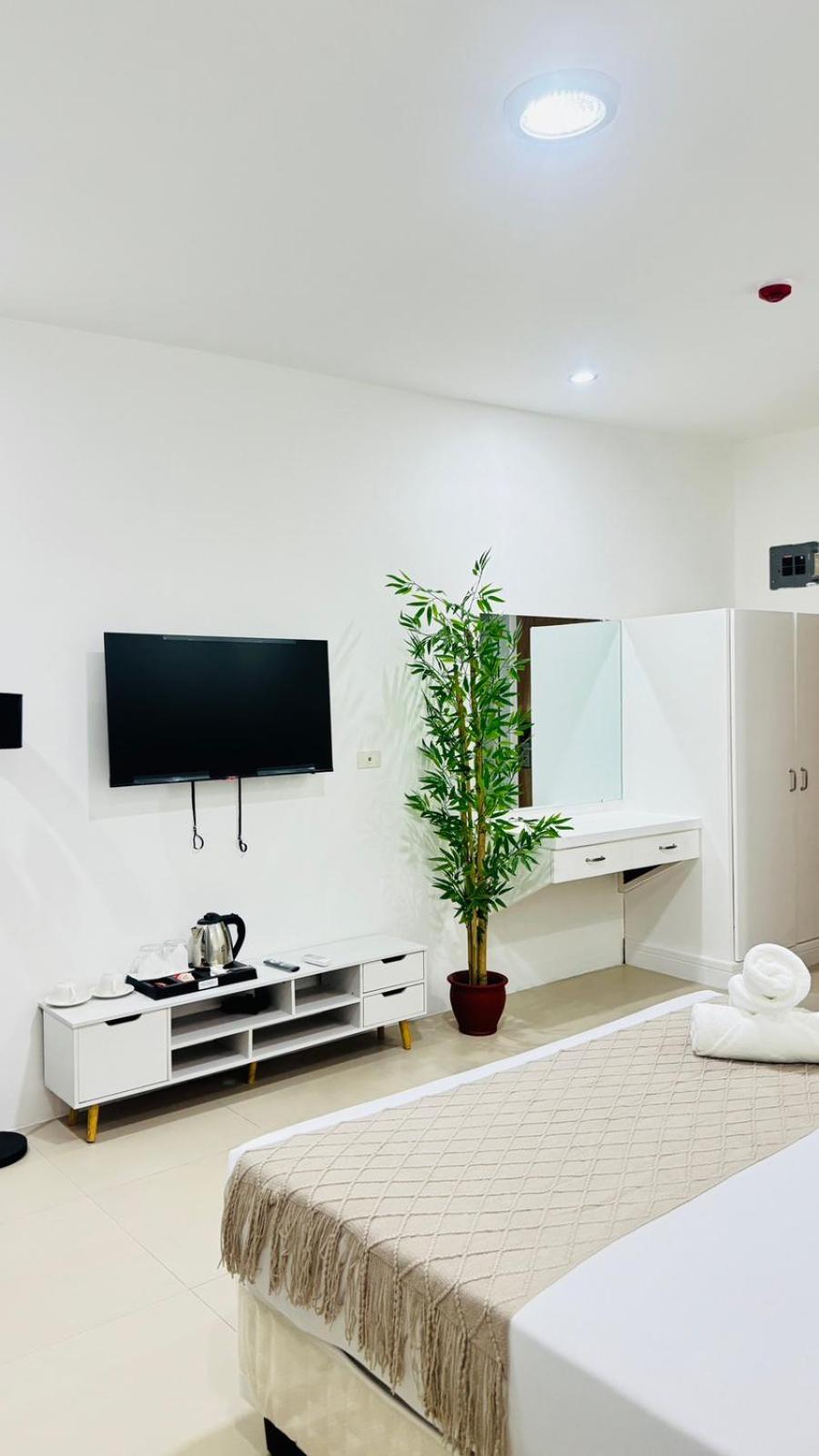 Bavarian Guest House Angeles Bagian luar foto