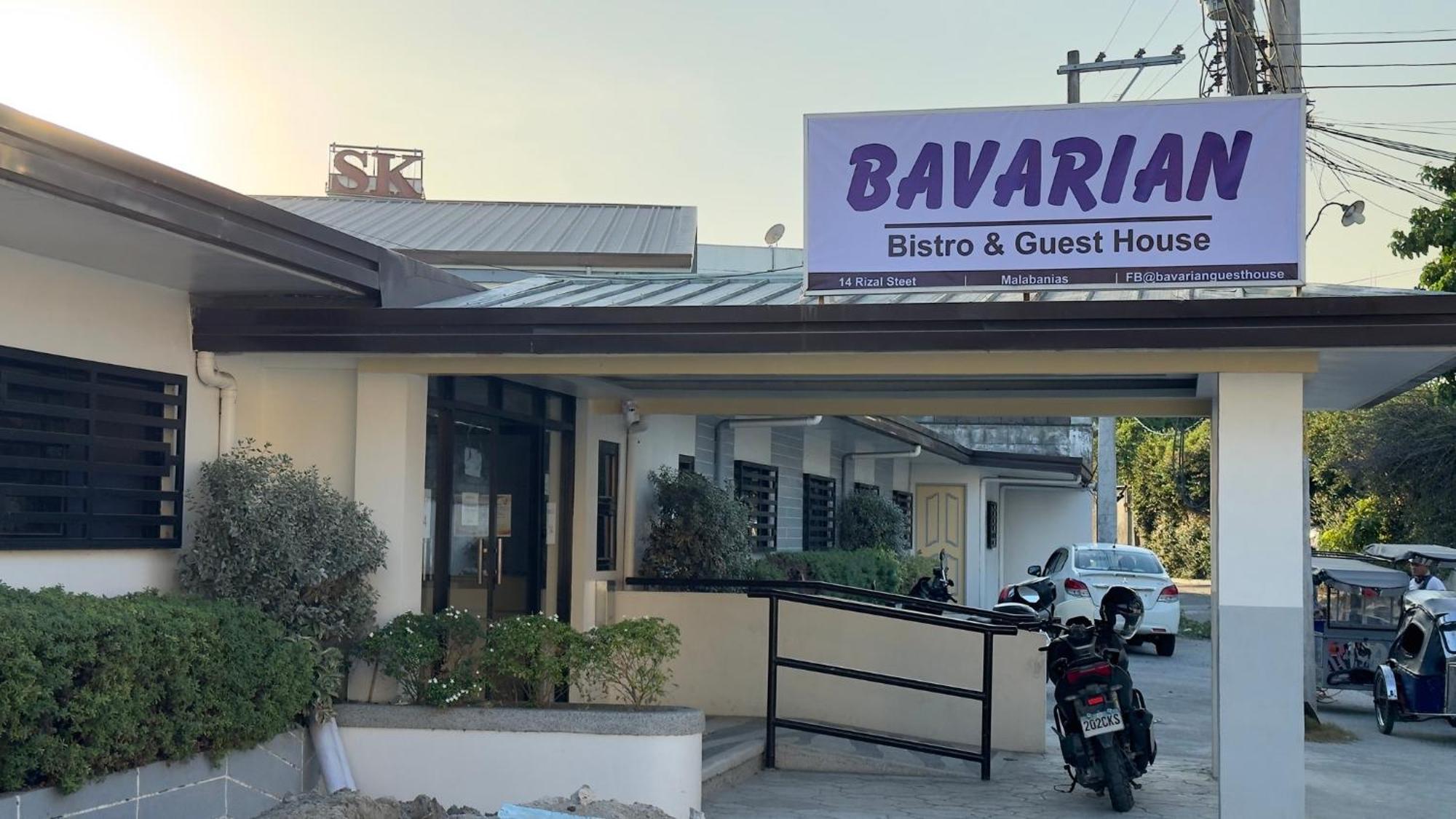 Bavarian Guest House Angeles Bagian luar foto